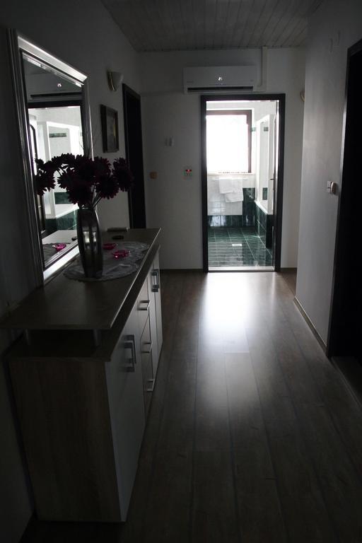 Lake House Apartment Medvode Exterior foto